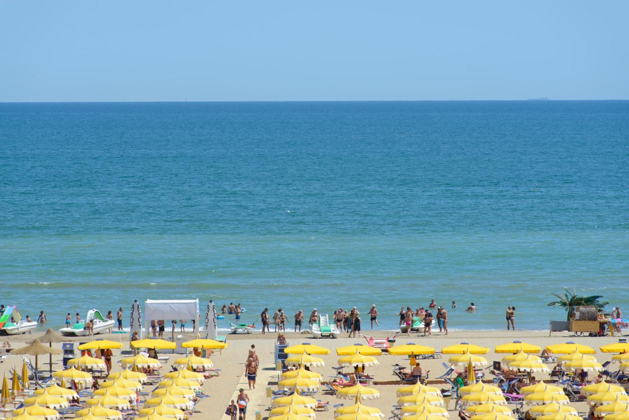 Hotel Nuova Medusa Rimini Zewnętrze zdjęcie