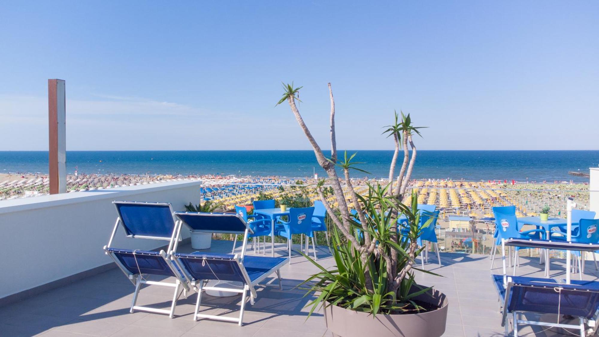 Hotel Nuova Medusa Rimini Zewnętrze zdjęcie
